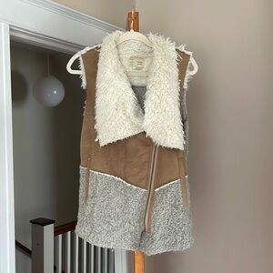 Anthropologie Saturday Sunday faux fur/wool vest